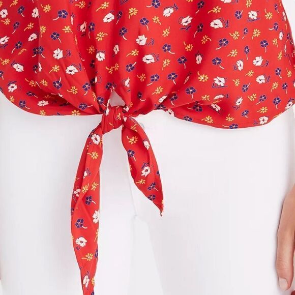 Madewell Novel Tie-Front Top in Prairie Posies - Picture 5 of 12